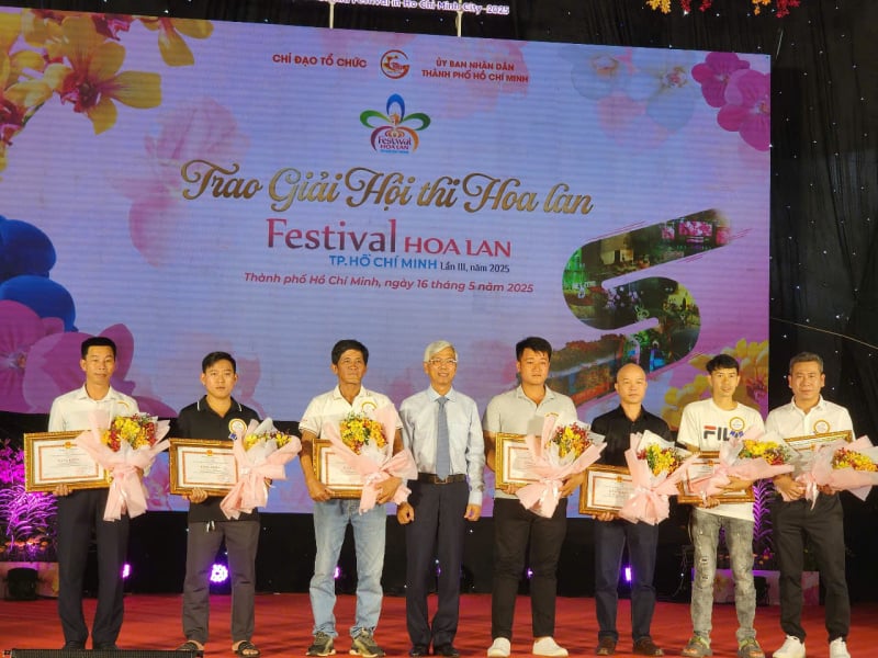 Khai mạc Festival hoa lan lần 3: Hành trình “Chuyến tàu đa sắc” kết nối văn hóa và thương mại -0