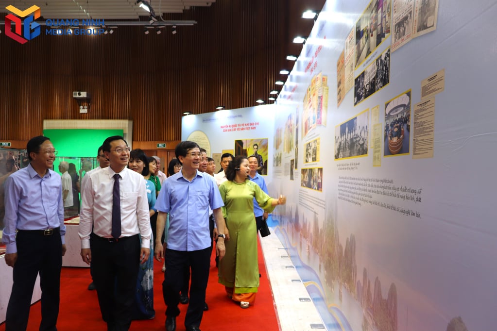 Khu vực lịch sử báo chí Cách mạng giới thiệu những mốc sự kiện tiêu biểu của báo chí Việt Nam. 