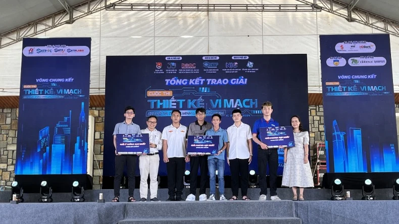 พิธีมอบรางวัลการประกวดออกแบบวงจรไมโครเซอร์กิตอัจฉริยะเมือง ภาพที่ 1