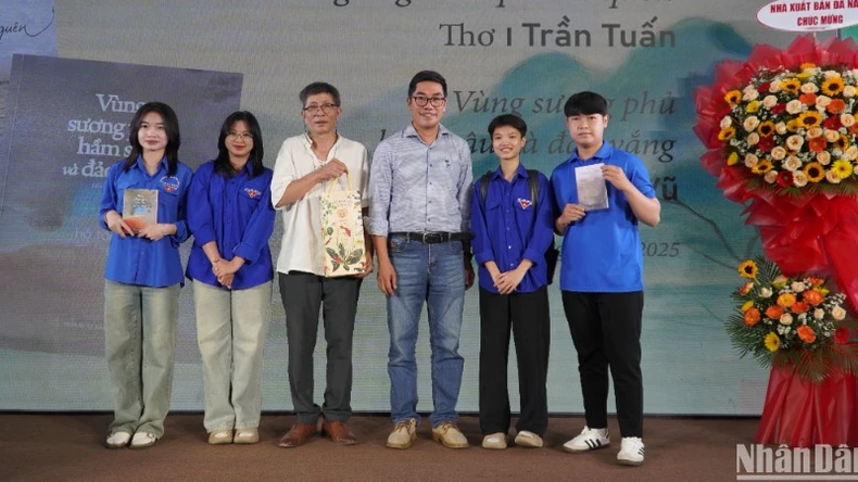 Đưa tác phẩm văn học gần hơn với độc giả Đà Nẵng ảnh 3