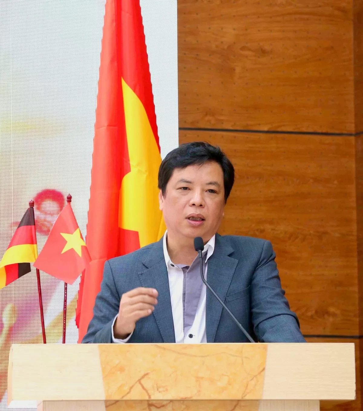 Hiểm họa từ bút tiêm giảm cân bán trôi nổi trên mạng