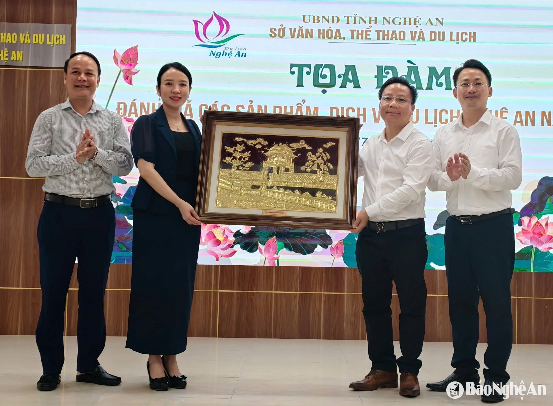đoàn khảo sát famtrip Hà Nội đến Nghệ An toạ đàm Ảnh Diệp Thanh00004