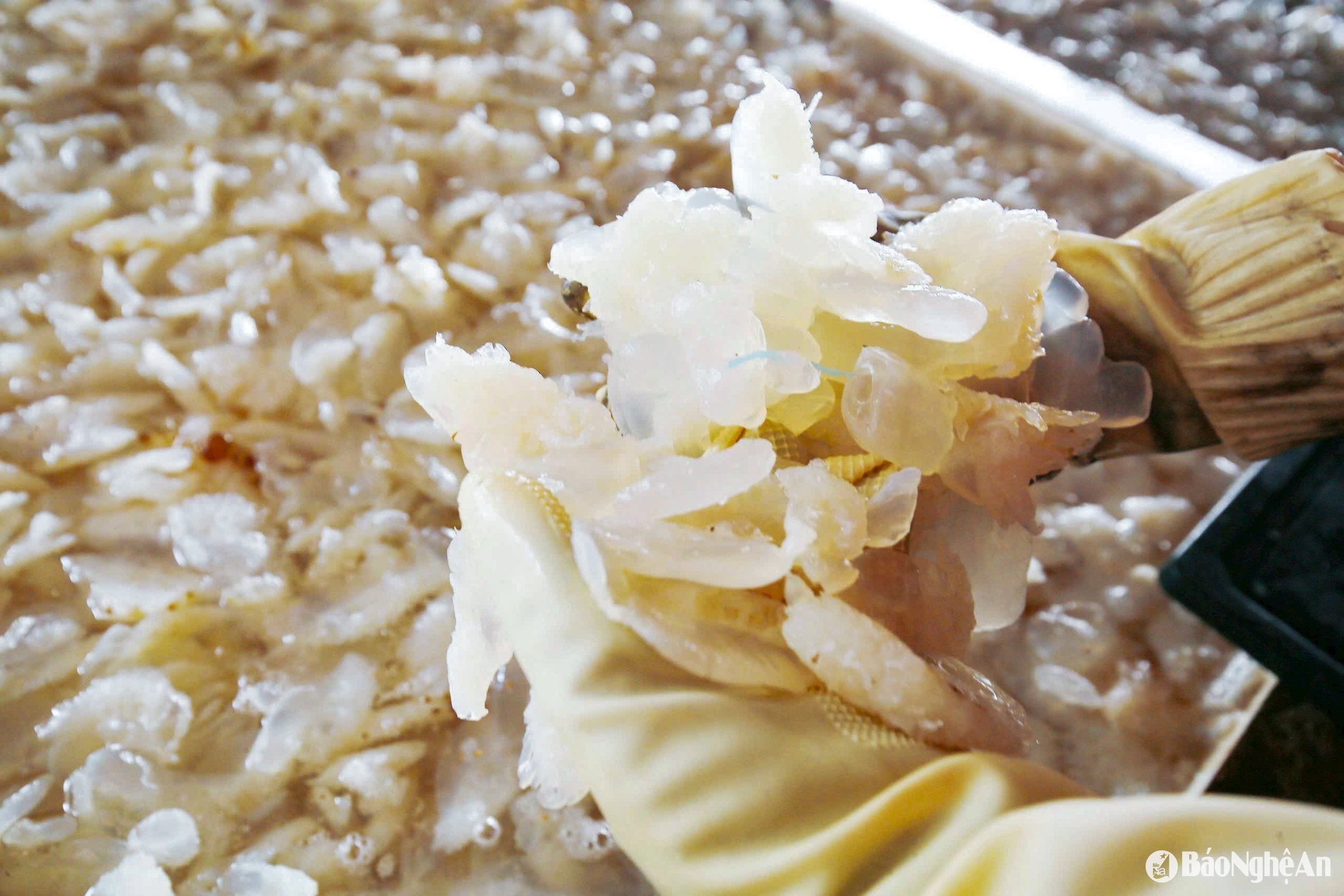 អាហារឆ្ងាញ់