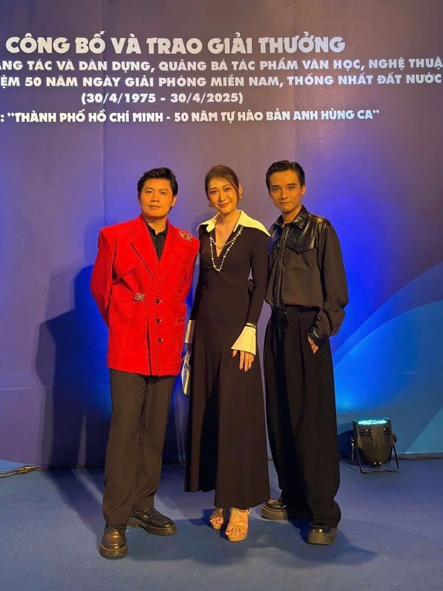 Nhóm song ca 2N - Tự hào khi hát tại Chương trình "Tôn vinh Cà phê, trà Việt" lần 3, năm 2025 - Ảnh 3.