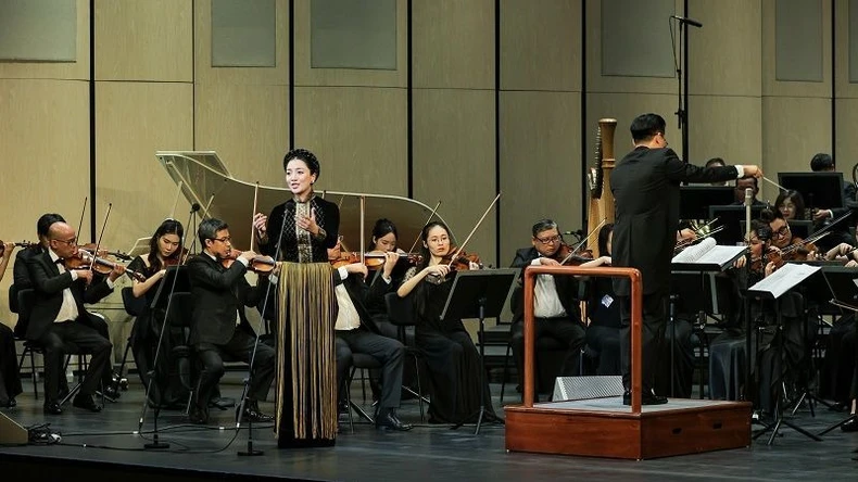 Bản hòa ca nghệ thuật "Hồ Chí Minh đẹp nhất tên Người" ảnh 3