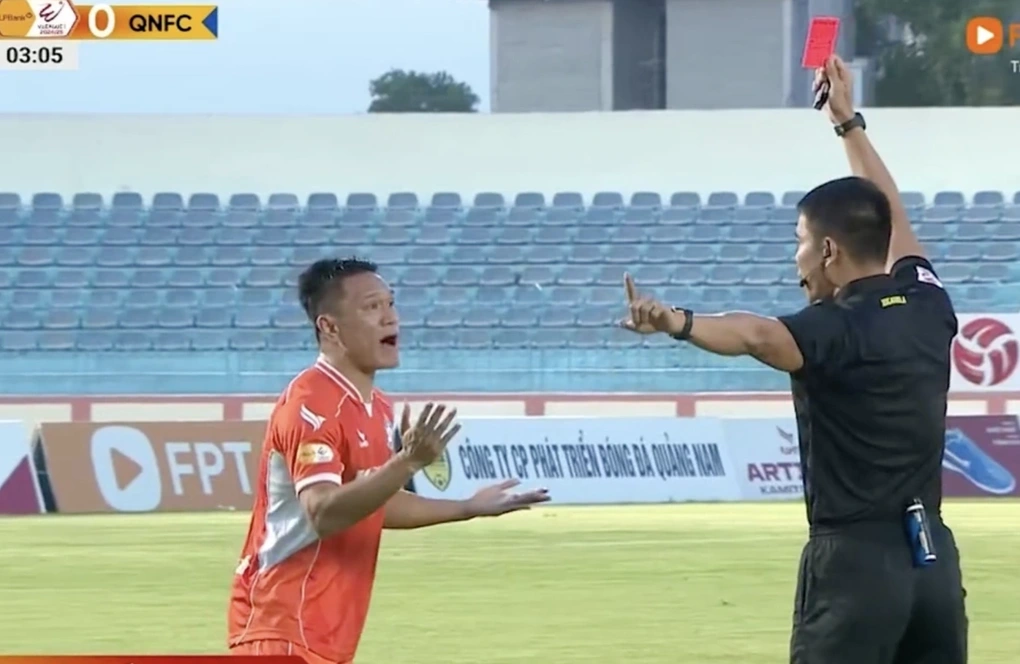 SHB Đà Nẵng thắng CLB Quảng Nam dù thiếu người, SL Nghệ An đánh bại Hà Tĩnh - 2
