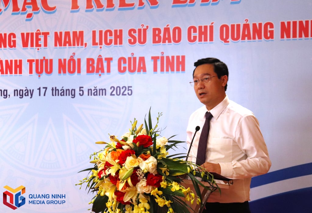 Đồng chí Nguyễn Thế Lãm, Giám đốc-Tổng Biên tập Trung tâm truyền thông tỉnh phát biểu. 