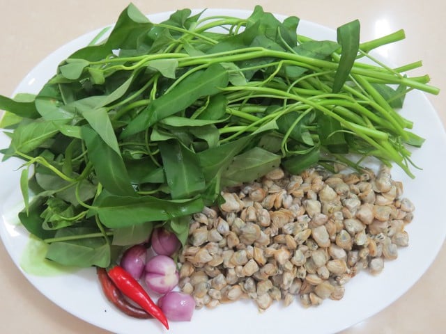 Món ngon Quảng Ngãi: Ngọt thanh canh hến An Khê - Ảnh 3.