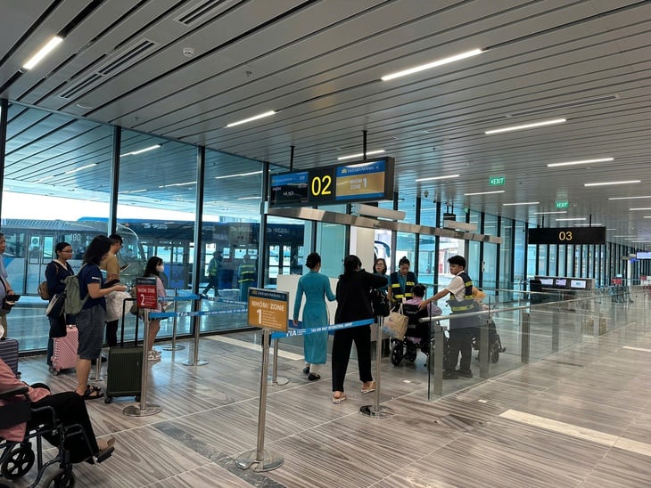 Vietnam Airlines - Ảnh 1.