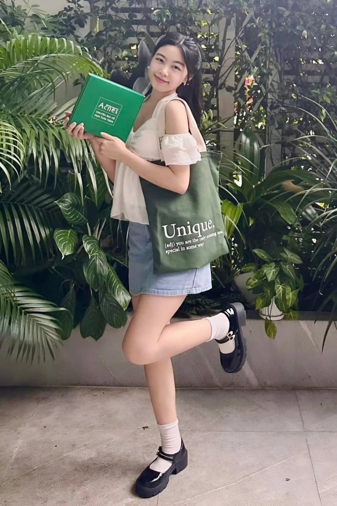 Bí quyết phối đồ theo phong cách tiểu thư của Lọ Lem - con gái Quyền Linh - 6