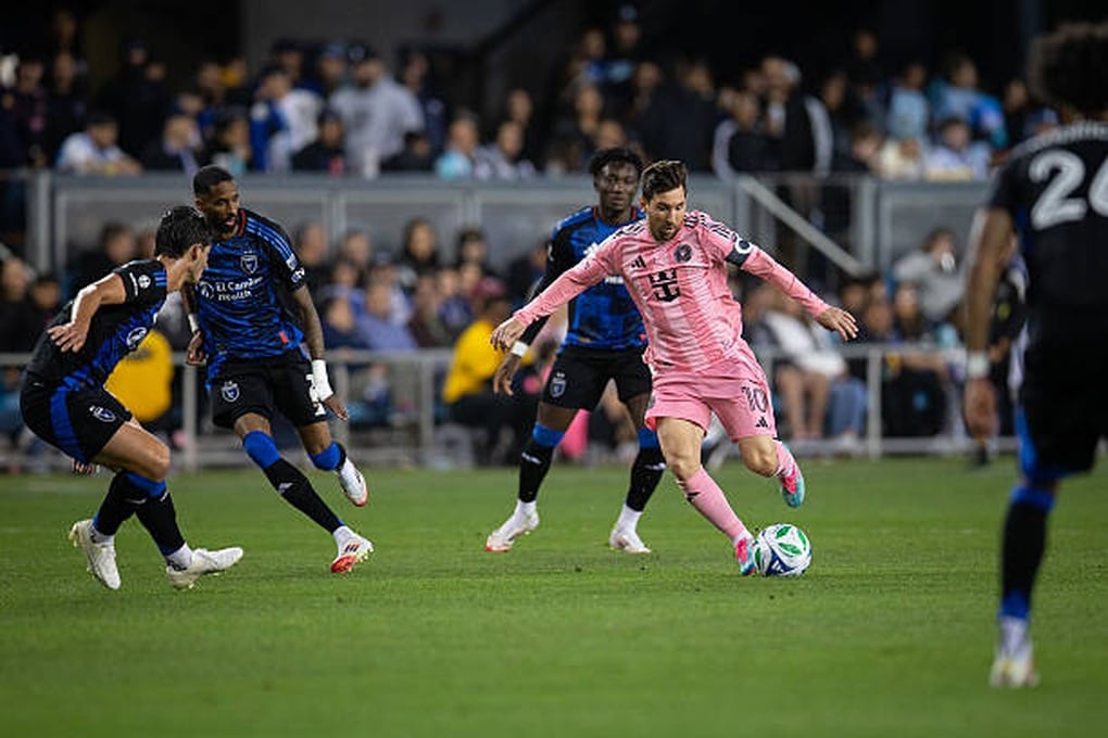 Ronaldo tiếp tục bị Al Nassr bỏ rơi, Messi không thể vực dậy Inter Miami - 3