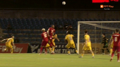 라이브 홍린하띤 vs SLNA 0-1 (H2): Xuan Truong이 기회를 놓쳤습니다. 사진 5