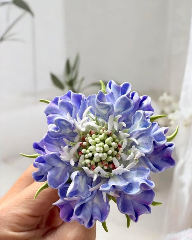 Chàng trai nặn hoa từ kem tươi khiến dân mạng không tin nổi vì quá giống hoa thật - Ảnh 9.