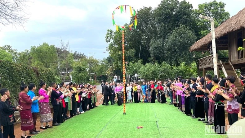 Từ nghệ thuật dân gian đến đối ngoại văn hóa ảnh 4