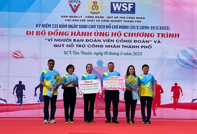 Sôi nổi Chương trình đi bộ Cán bộ, công chức, viên chức, doanh nghiệp Quận 5- Ảnh 10.