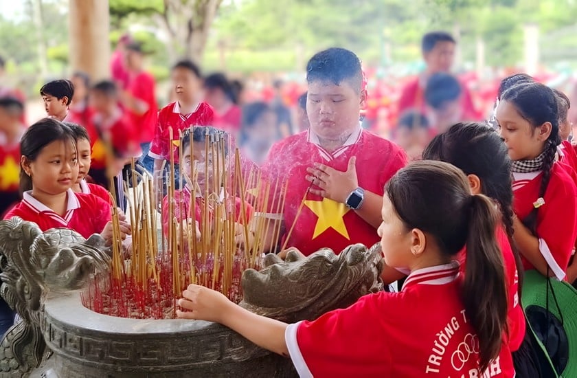 Linh thiêng Đền thờ Bác Hồ ở Bạc Liêu ảnh 3