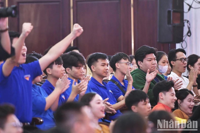 Sinh viên Thủ đô tranh tài về chủ nghĩa Mác-Lênin và tư tưởng Hồ Chí Minh ảnh 3