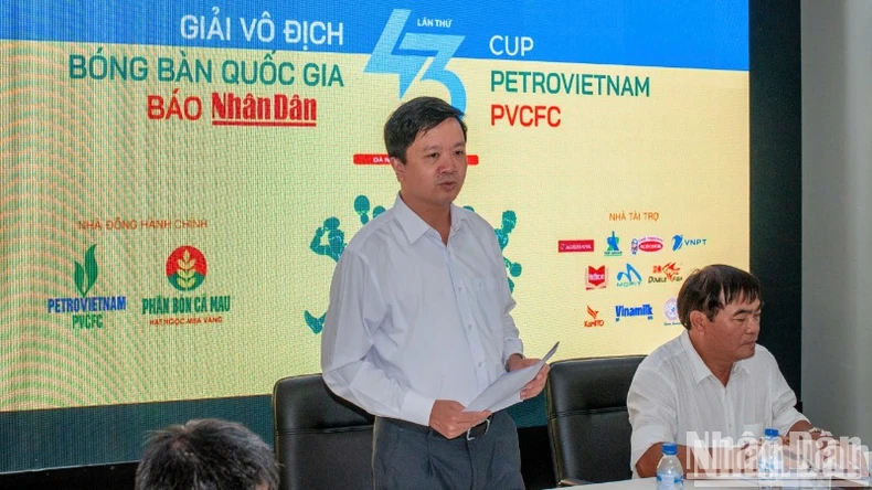 „Online News Center“ – Medienbrücke für die Nationale Tischtennismeisterschaft von Nhan Dan Zeitungsfoto 2