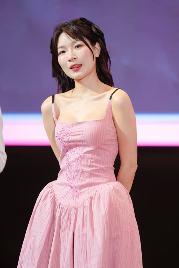 Nhan sắc xinh đẹp của hotgirl gen Z được mời tham dự Paris Fashion Week - Ảnh 10.