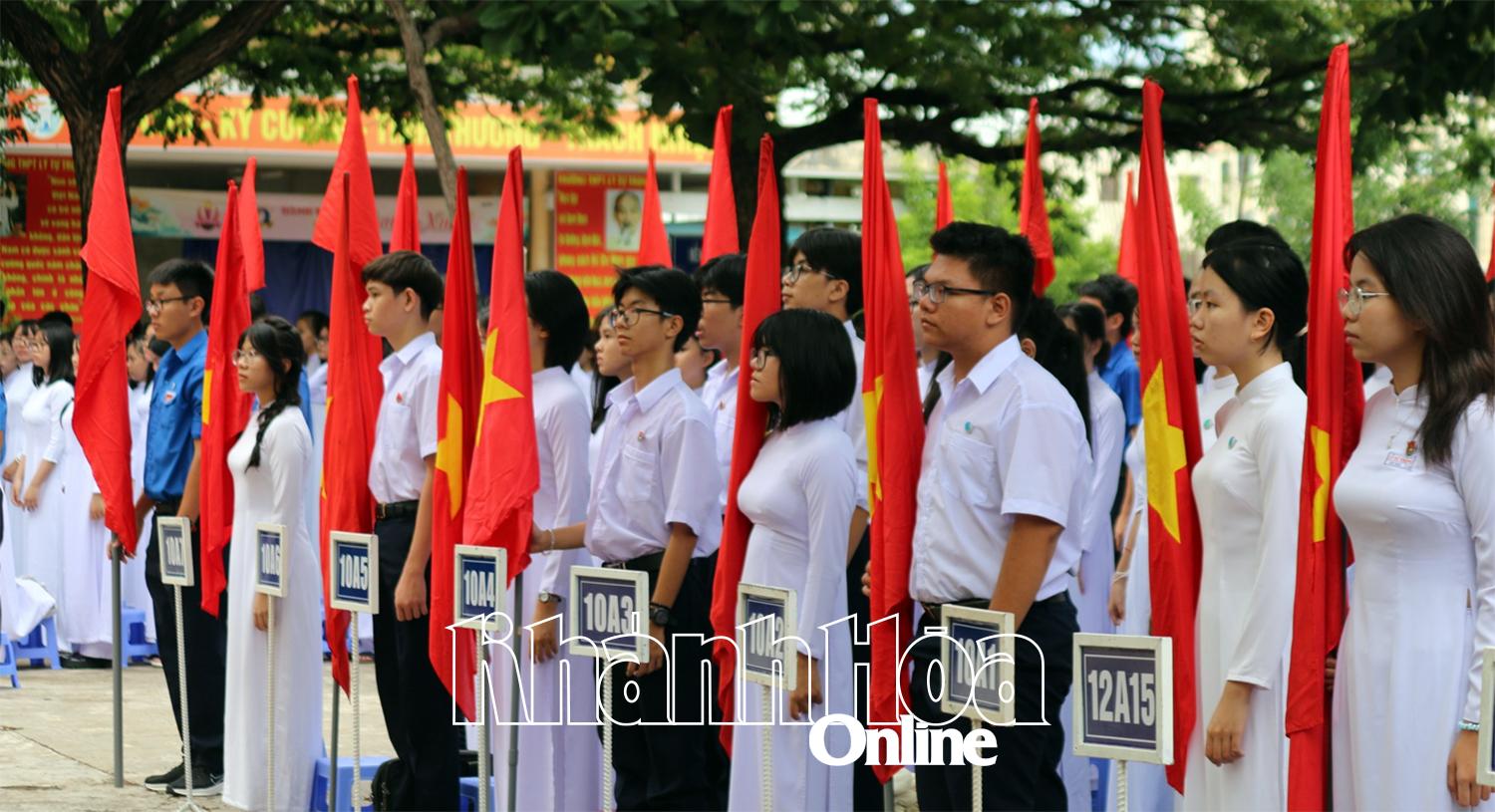 Học sinh Trường THPT Lý Tự Trọng.