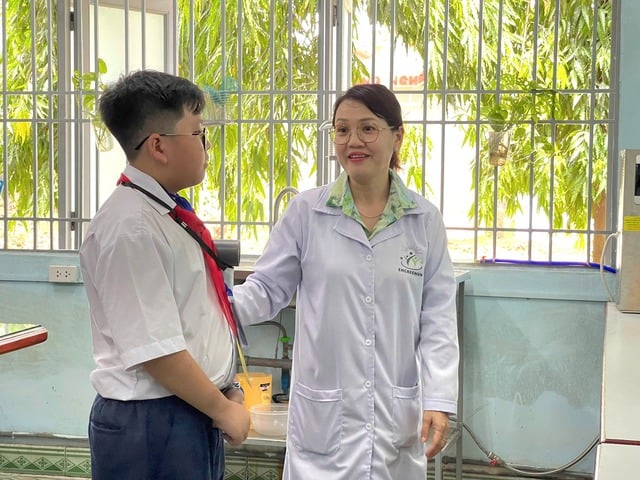 Học sinh TP HCM khám phá vũ trụ, trải nghiệm làm sinh viên- Ảnh 6.