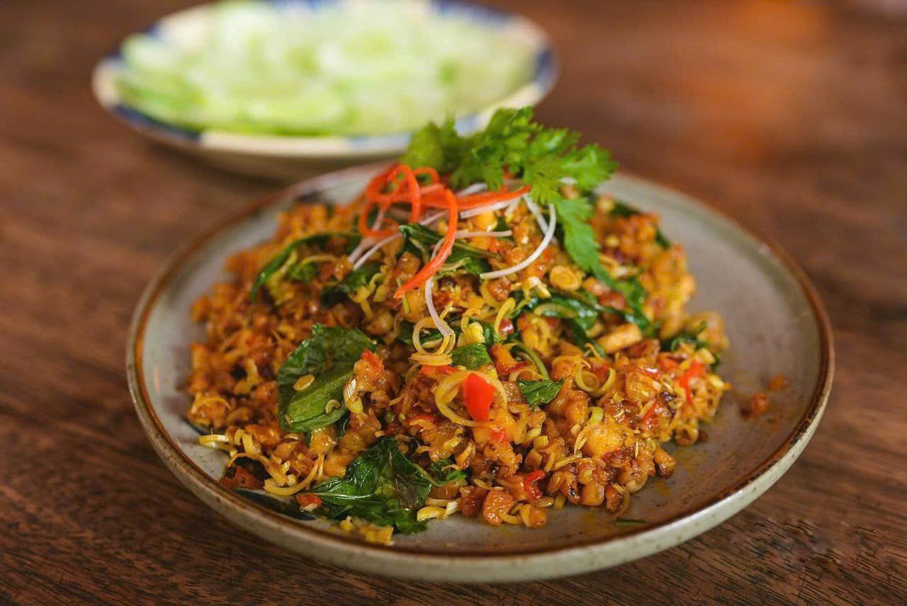 4 món chay độc lạ ở TP.HCM: Thanh tịnh mà cuốn hút khó ngờ - Ảnh 3.
