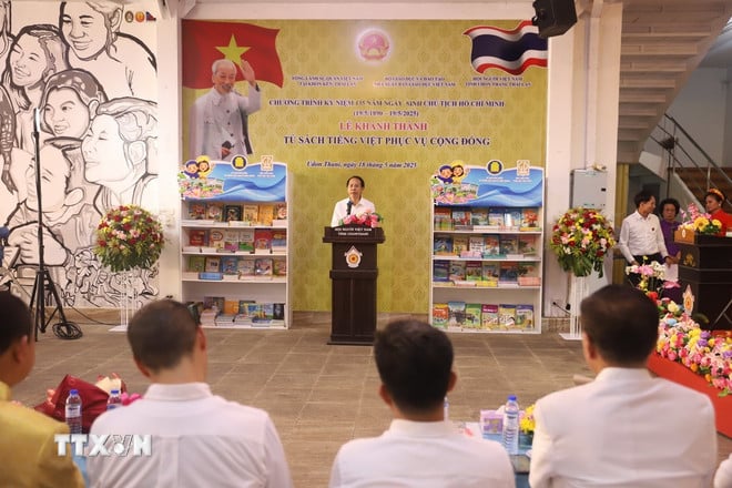 ttxvn-tu-sach-tieng-viet-thai-lan-2.jpg