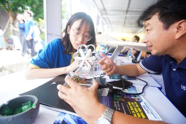 ទិវាចូលរៀនសម្រាប់មុខជំនាញវិទ្យាសាស្ត្រ និងបច្ចេកវិទ្យា៖ បទពិសោធន៍ដែលមិនអាចបំភ្លេចបាន រូបថត ៨