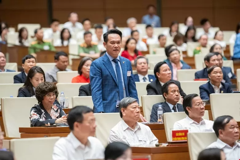 ông Vũ Hồng ANh