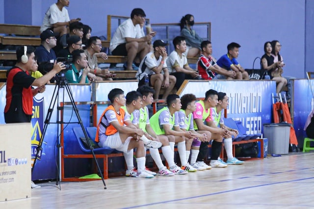 Hy hữu, cầu thủ ghi bàn "kiêm" HLV ở Giải futsal VĐQG - Ảnh 2.