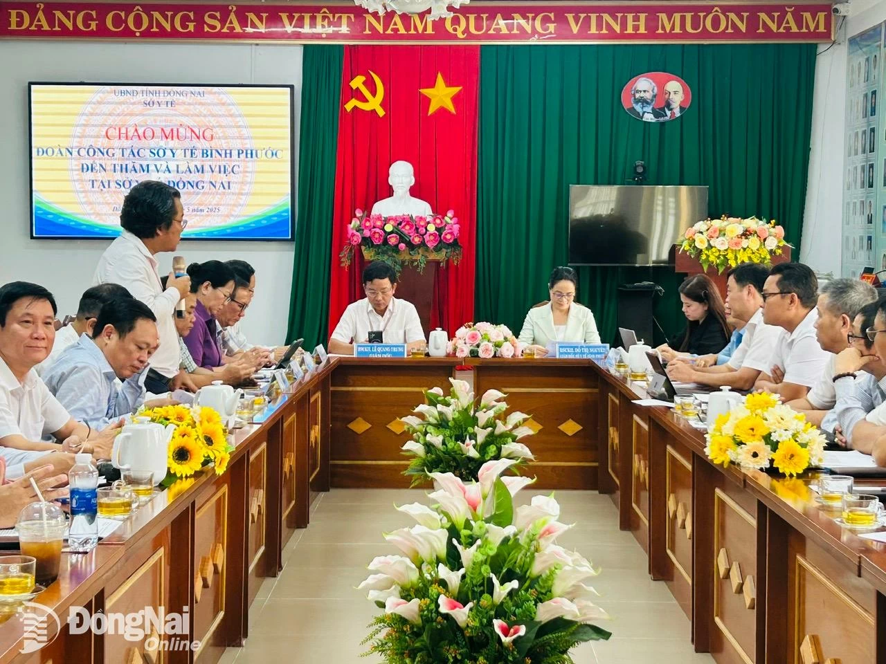 Sở Y tế 2 tỉnh Đồng Nai và Bình Phước họp bàn phương án sắp xếp bộ máy sau khi 2 tỉnh hợp nhất. Ảnh: CTV