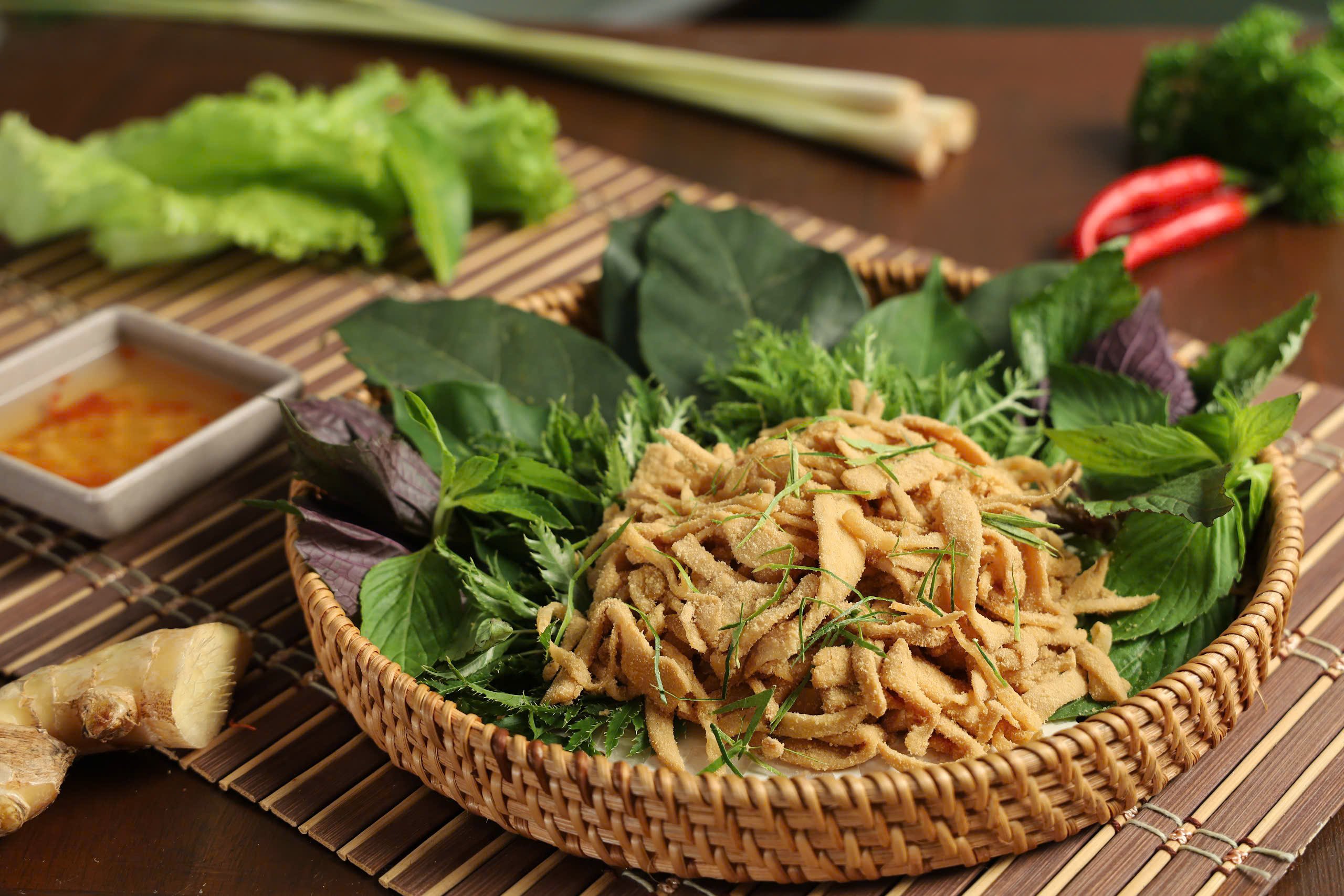 4 món chay độc lạ ở TP.HCM: Thanh tịnh mà cuốn hút khó ngờ - Ảnh 4.