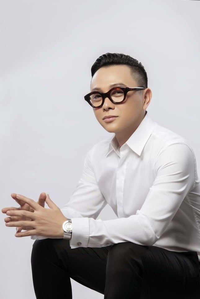 Nhà thiết kế Nguyễn Công Trí ghi dấu ấn khi giúp 'sao nữ' Hollywood này tỏa sáng tại 'Liên hoan phim Cannes 2025' - Ảnh 1.