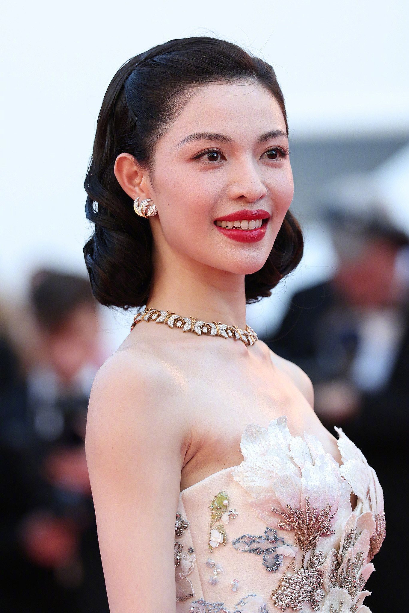Chân Tử Đan dẫn vợ hoa hậu lên thảm đỏ Cannes, tỷ phú Amazon bị mạo danh - Ảnh 7.