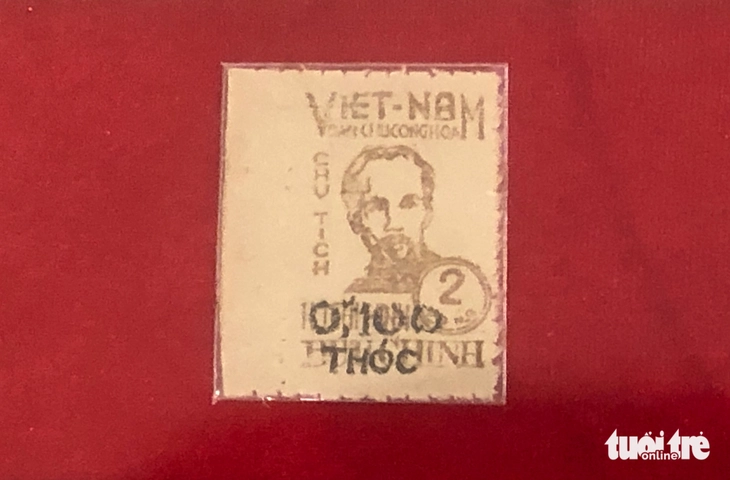 Lần đầu công bố nhiều hình ảnh quý về Chủ tịch Hồ Chí Minh trên tem và bưu ảnh - Ảnh 7.