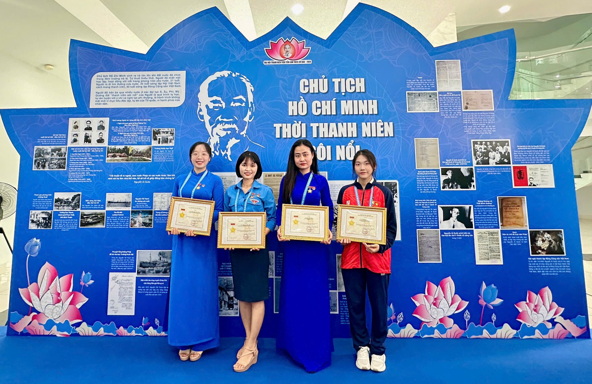 4 đại biểu của Phú Yên dự Đại hội Thanh niên tiên tiến làm theo lời Bác. Ảnh:  CTV