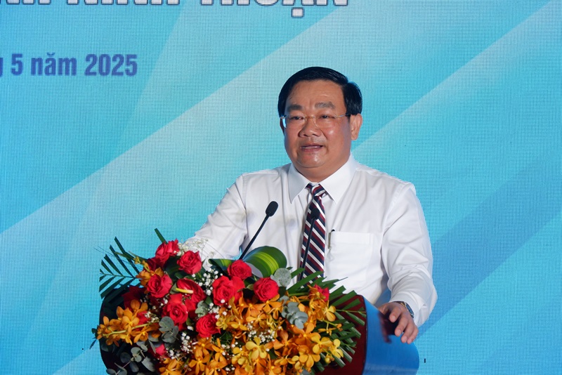 Mr. Trinh Minh Hoang, Vice Chairman of Ninh Thuan Provincial People's Committee, provided timely support in terms of loans, consultation and experience sharing so that businesses could have more investment resources and effectively implement key projects in the locality.
