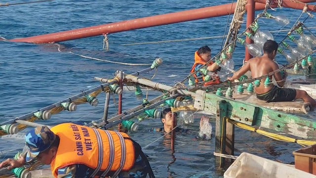 Giữ bình yên nơi đầu sóng - Ảnh 2.