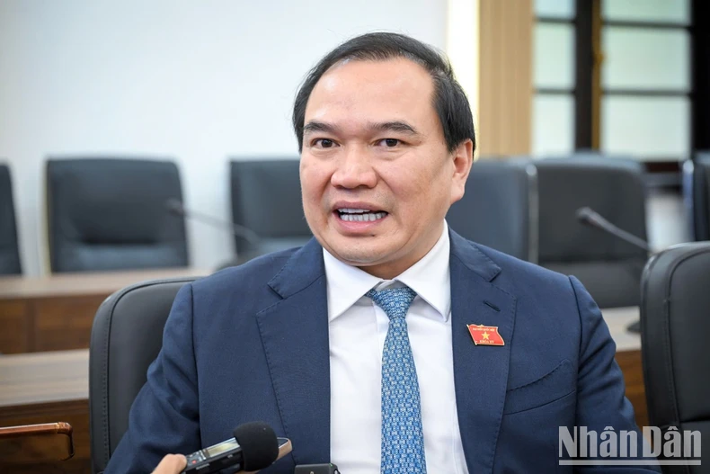 L'hospitalisation gratuite pour tous est une avancée dans la politique de santé du Vietnam. Photo 2