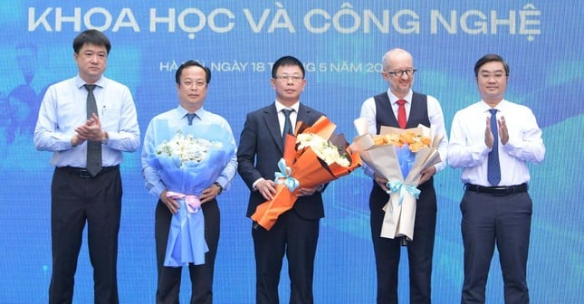 ទិវាចូលរៀនសម្រាប់មុខវិជ្ជាវិទ្យាសាស្ត្រ និងបច្ចេកវិទ្យា៖ បទពិសោធន៍ដែលមិនអាចបំភ្លេចបាន រូបថត ៦០