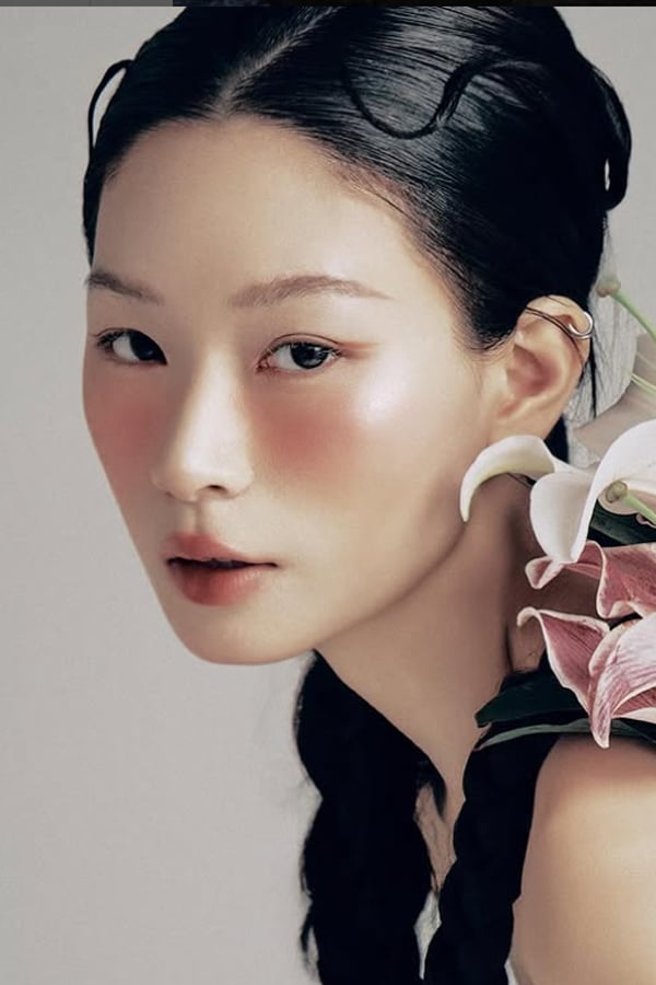 Nhan sắc xinh đẹp của hotgirl gen Z được mời tham dự Paris Fashion Week - Ảnh 6.