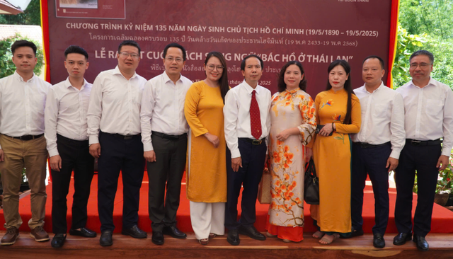 Ra mắt sách song ngữ Việt - Thái "Bác Hồ ở Thái Lan" - Ảnh 6.
