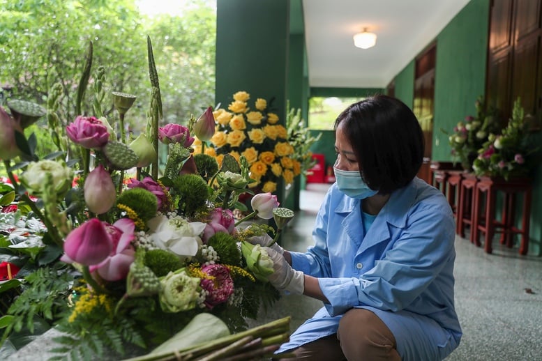 Sáng tháng 5 cùng những người thầm lặng chăm sóc Khu di tích Chủ tịch Hồ Chí Minh tại Phủ Chủ tịch- Ảnh 9.