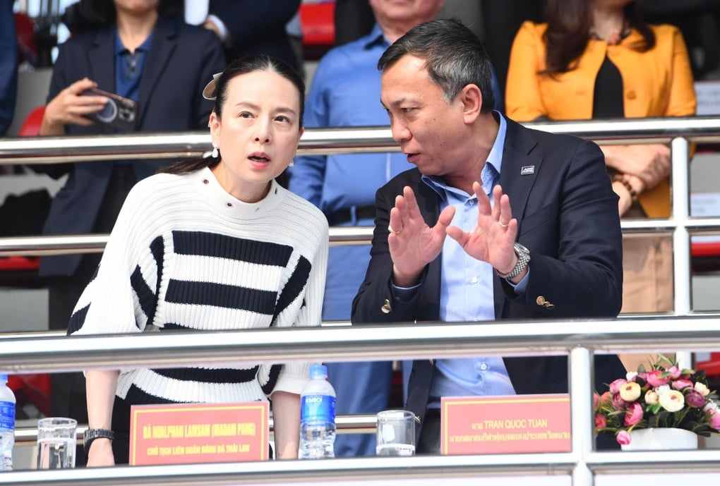Madam Pang có động thái đặc biệt, quyết cứu bóng đá Thái Lan khỏi khó khăn - 1