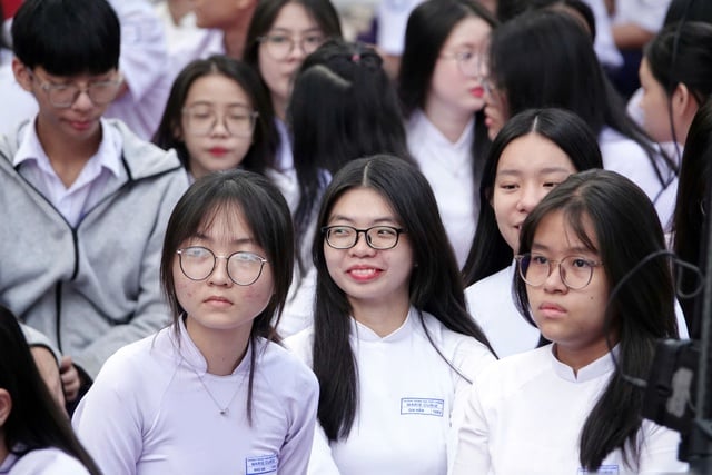 Bí quyết ôn thi tốt nghiệp THPT đạt điểm cao: Địa lý dân cư Việt Nam - Ảnh 1.