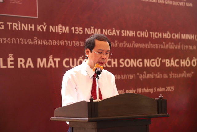 Ra mắt sách song ngữ Việt - Thái "Bác Hồ ở Thái Lan" - Ảnh 1.