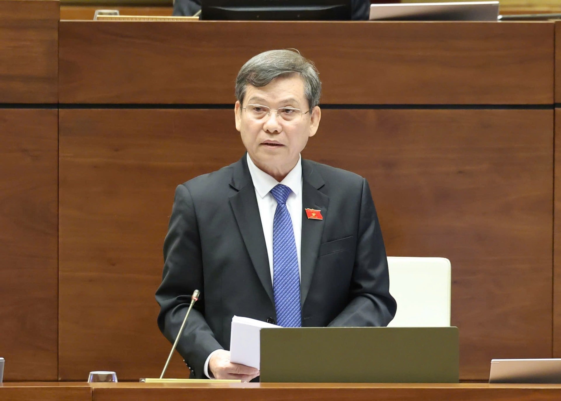 ong-tri.jpg