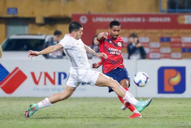 Cầu thủ Việt kiều chật vật ở V-League- Ảnh 1.
