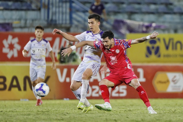 Bảng xếp hạng V-League: Đà Nẵng lại bị trả về đáy, Bình Dương vẫn có thể… rớt hạng- Ảnh 3.