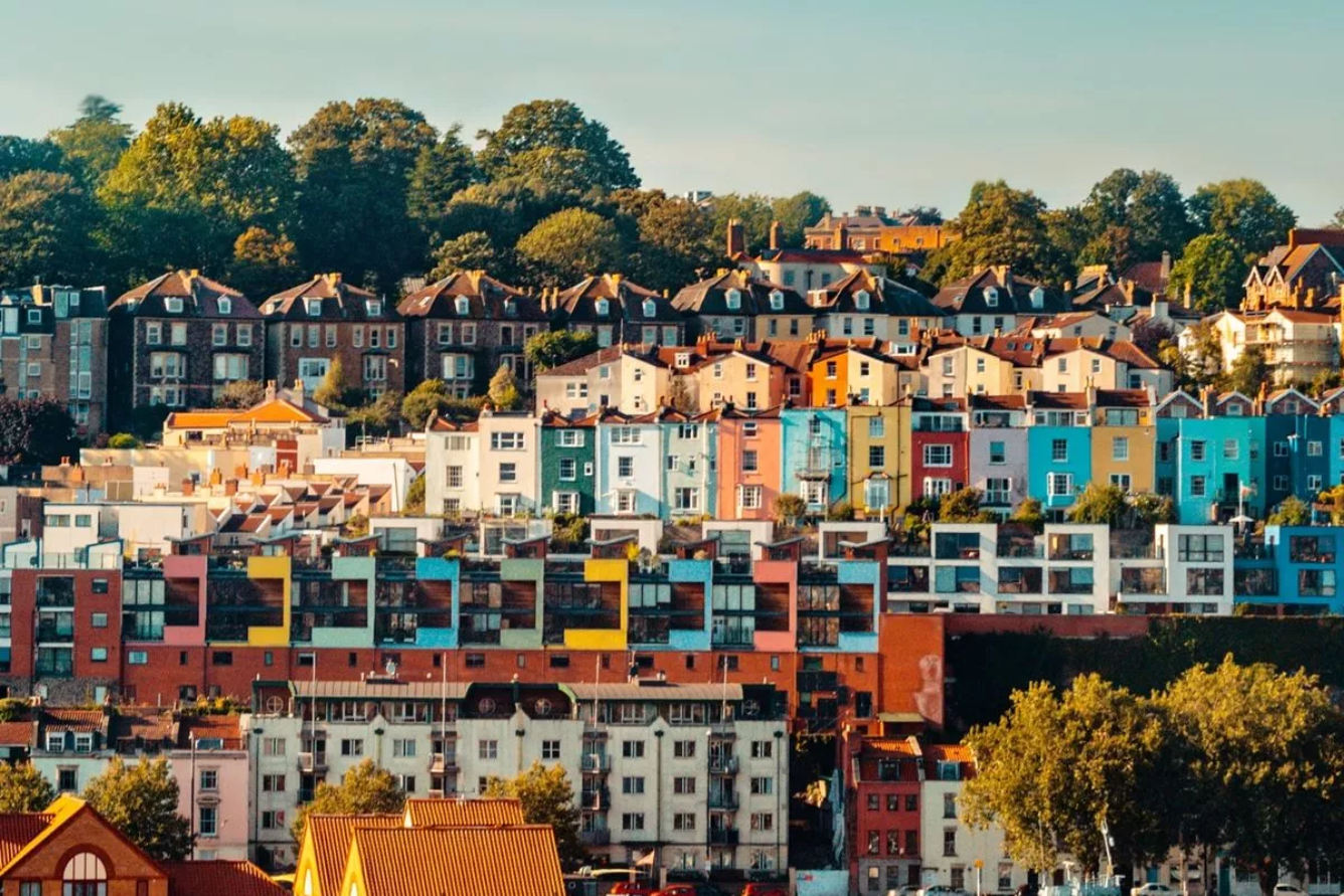 Top 5 địa điểm du lịch Bristol làm say đắm lòng người